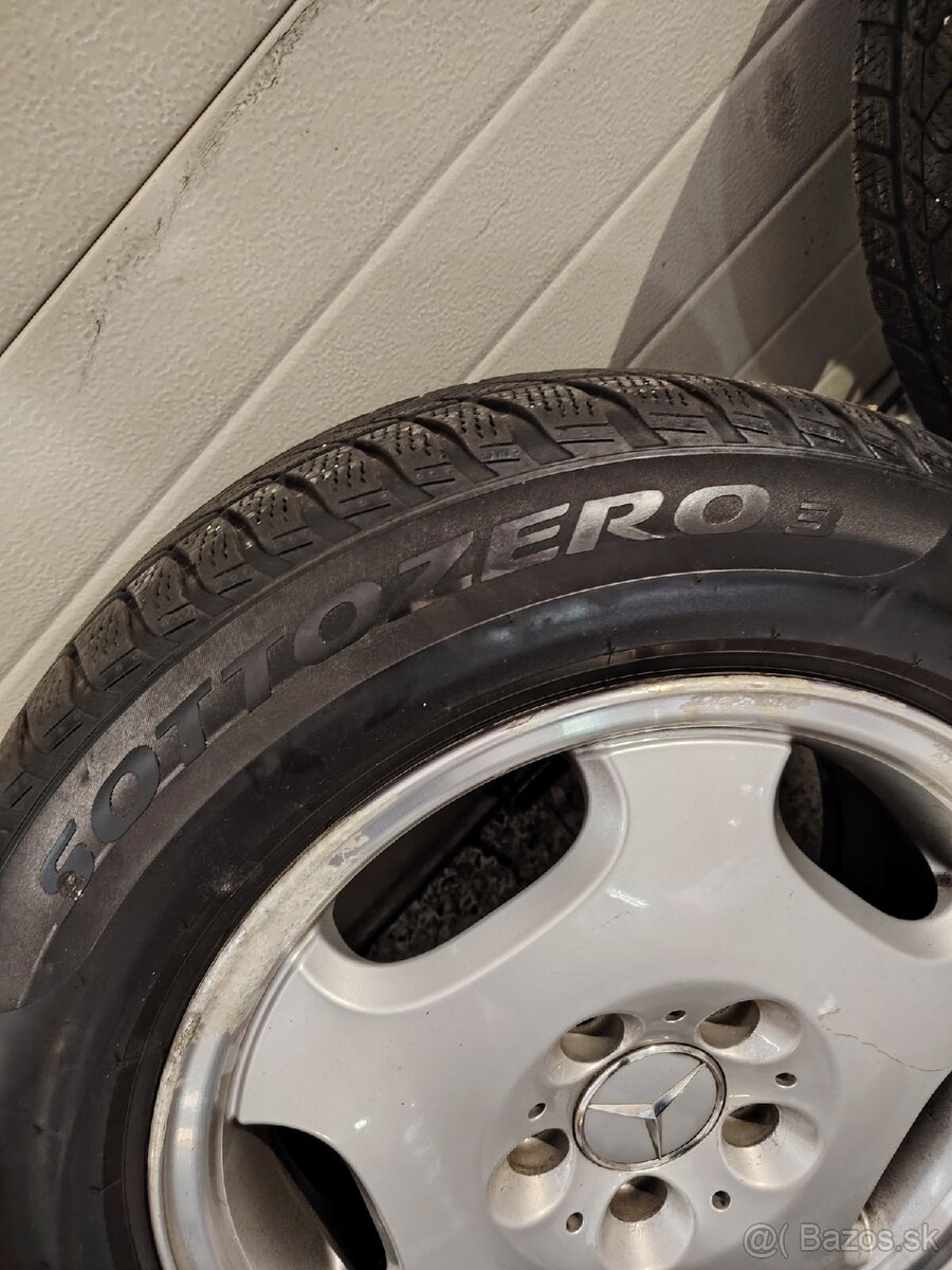 Pirelli zimné 205/60 R16 na diskoch Mercedes - 6