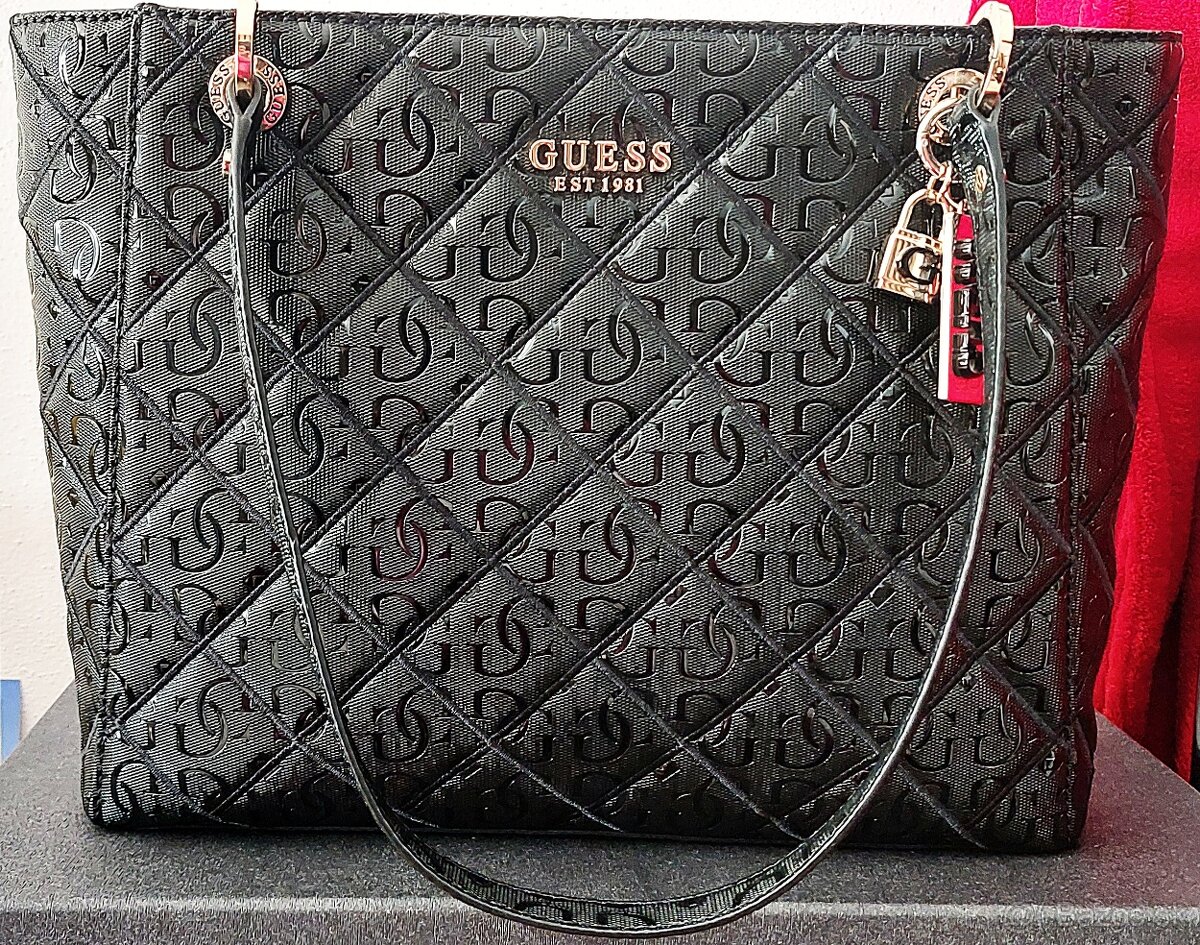 Predám kabelku zn. Guess - 6