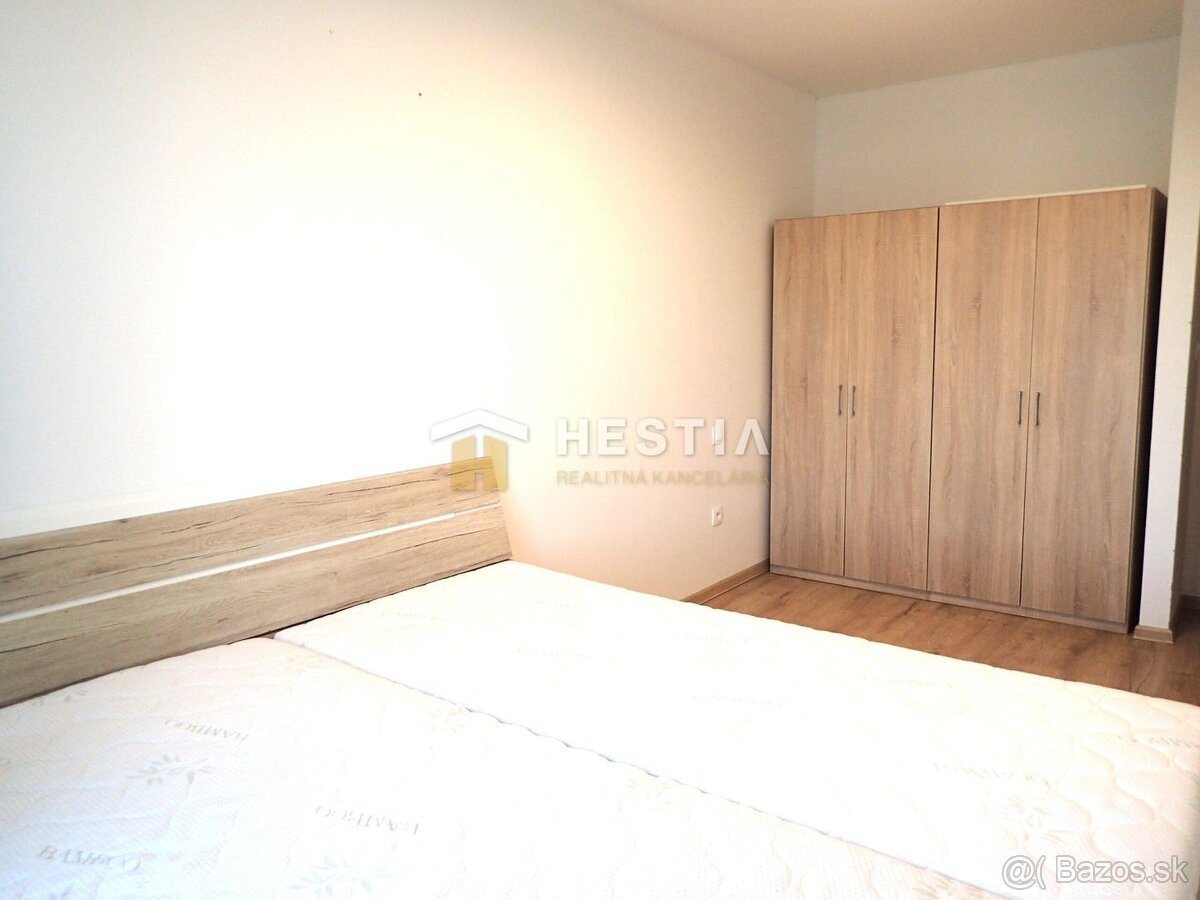 Krásny, kompletne zariadený 2-izbový byt s terasou a parkov - 6