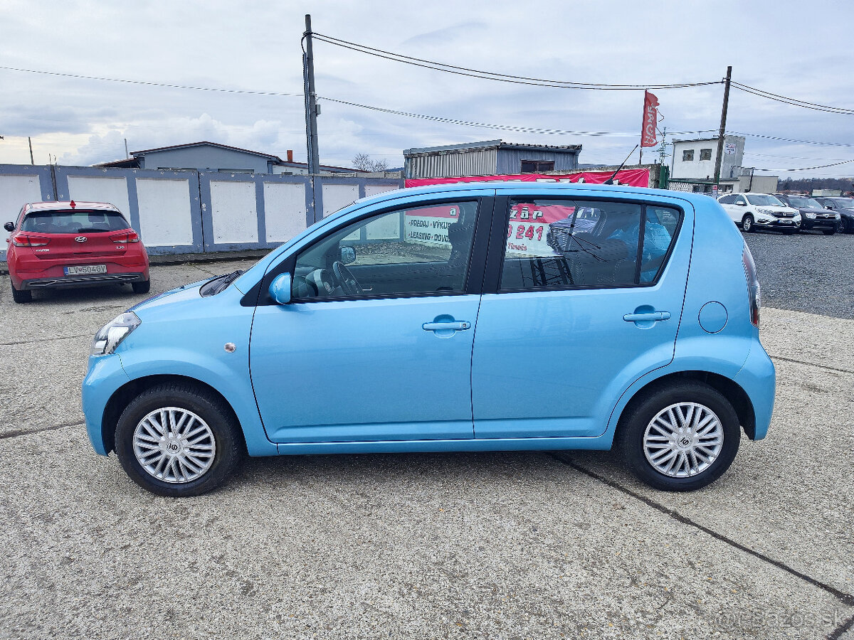 Daihatsu Sirion 1,3/67kW 4x4 - 6