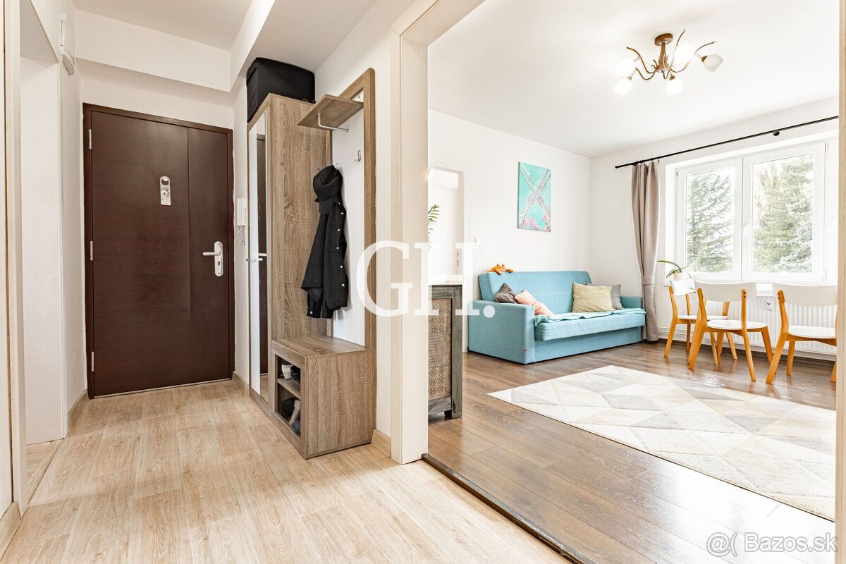 17.Novembra-svetlý 4-izbový byt po kompletnej rekonštrukcii - 6