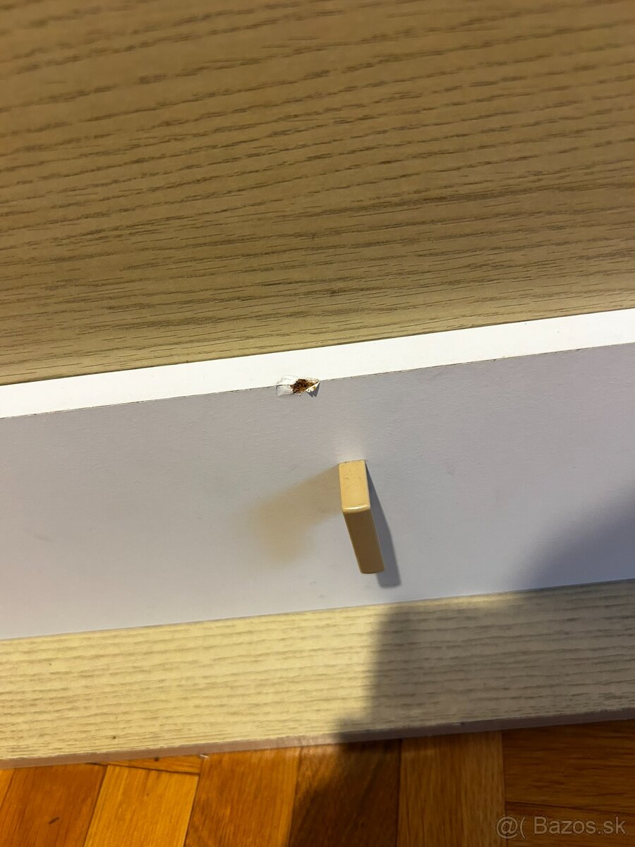 Predám posteľ s úložným priestorom + rošt - 6