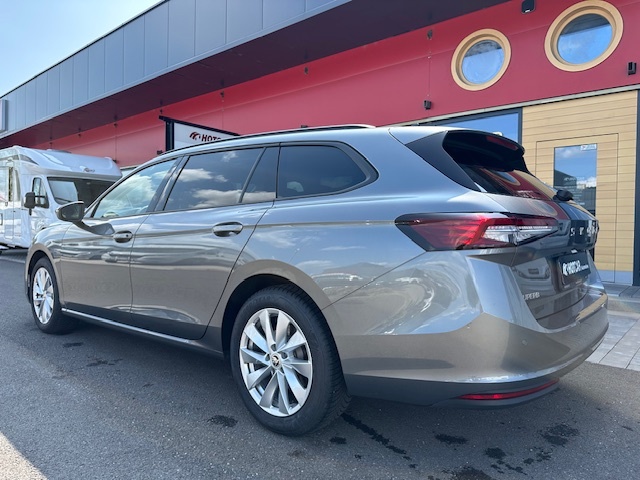 Škoda Superb Combi IV 1.5 TSI 110kW Selection DSG mild hybri - 6