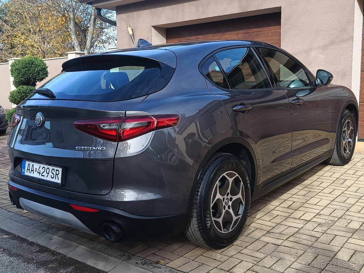 ❄️ZIMNÁ AKCIA Alfa Romeo Stelvio 2.2 JTD 190k AWD A/T r.2022 - 6