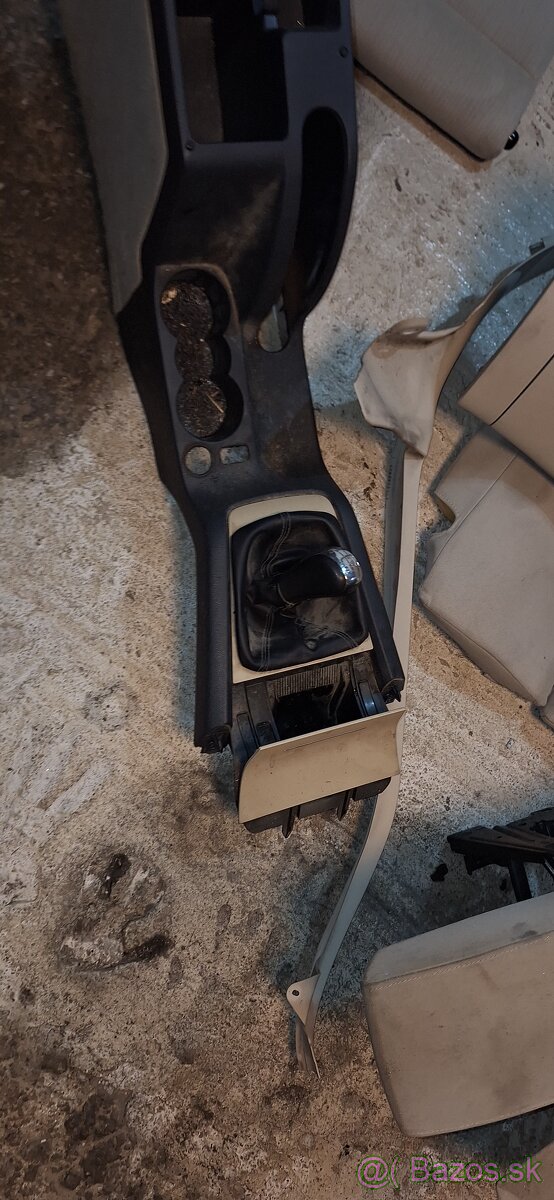 Interier octavia 2 sedan - 6