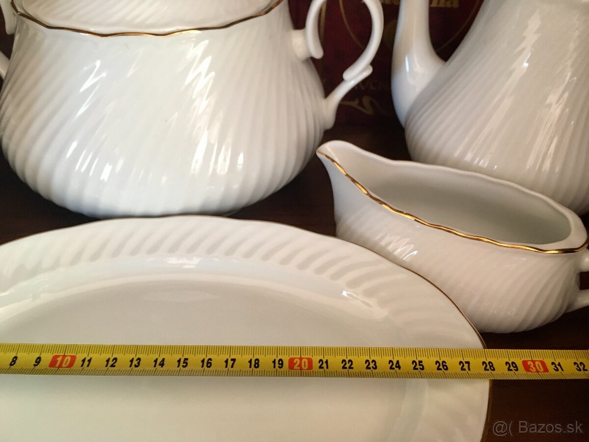Porcelánová 7 dielna súprava - misa, čajník, omáčnik, tácky - 6