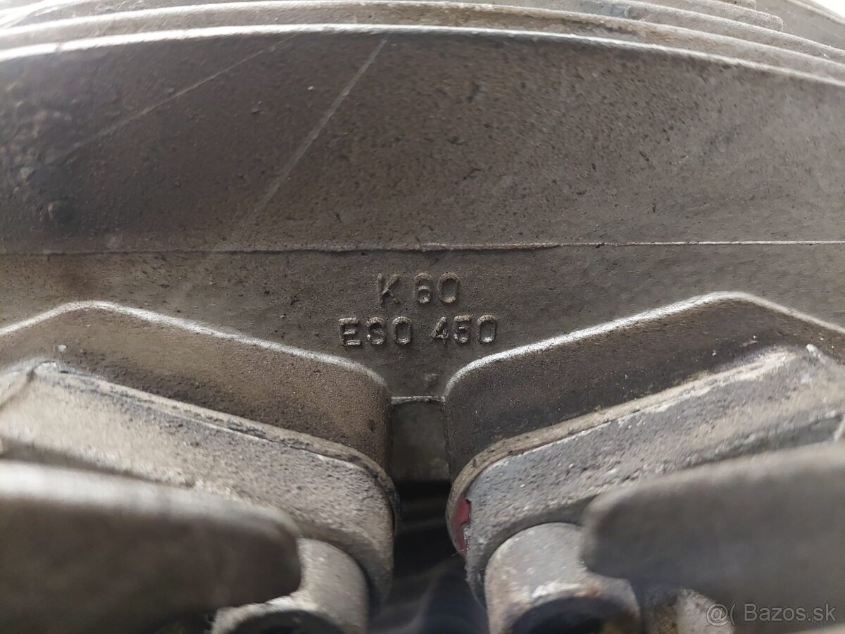 Štvorpiestový kompresor 60m³/h, 10bar, 500l - 6