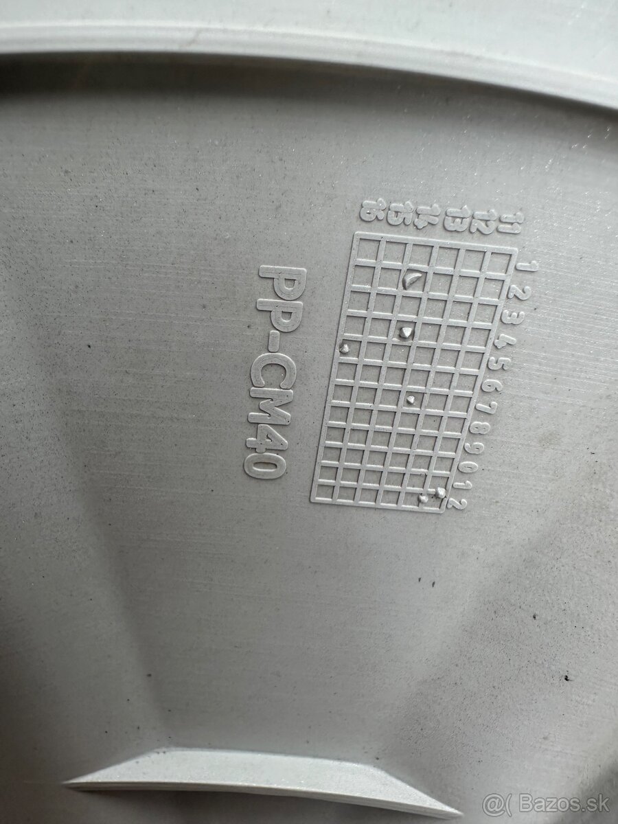 Predám Fiat puklice veľkosť r15 - 6