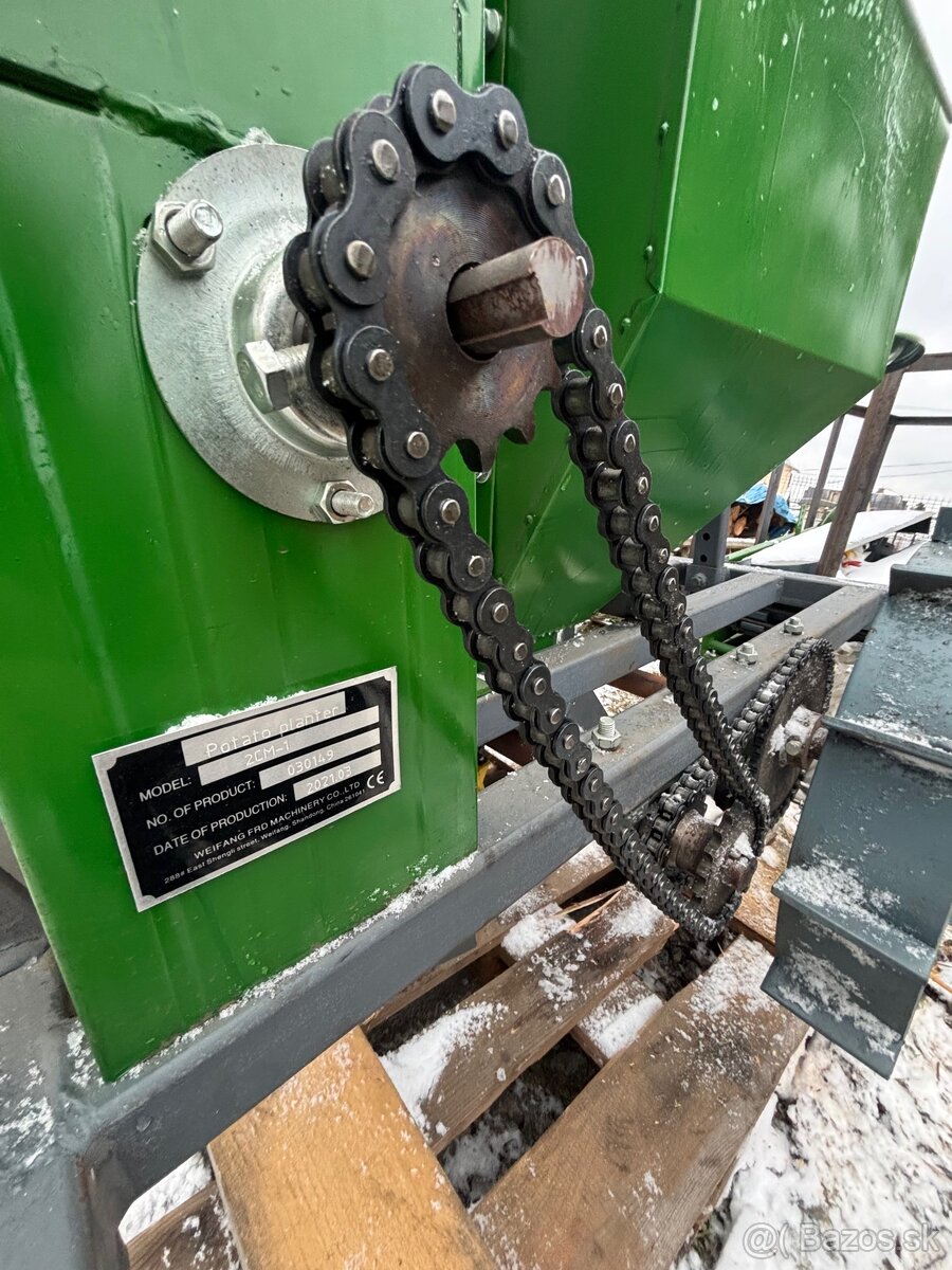 Sadzač na zemiaky s prihnojovanim - 6