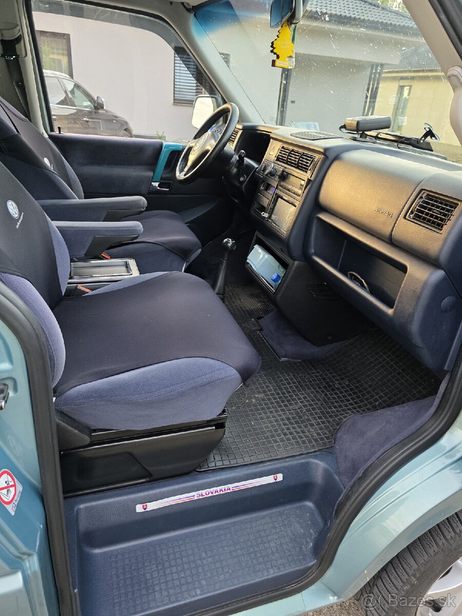 Predám VW CARAVELLE T4 - 6