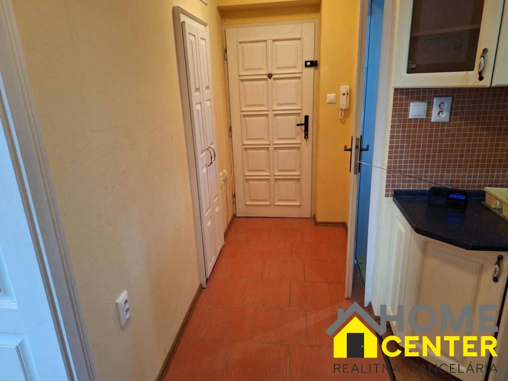 PRENÁJOM : 2 izbový byt blízo centra, Komárno - 6
