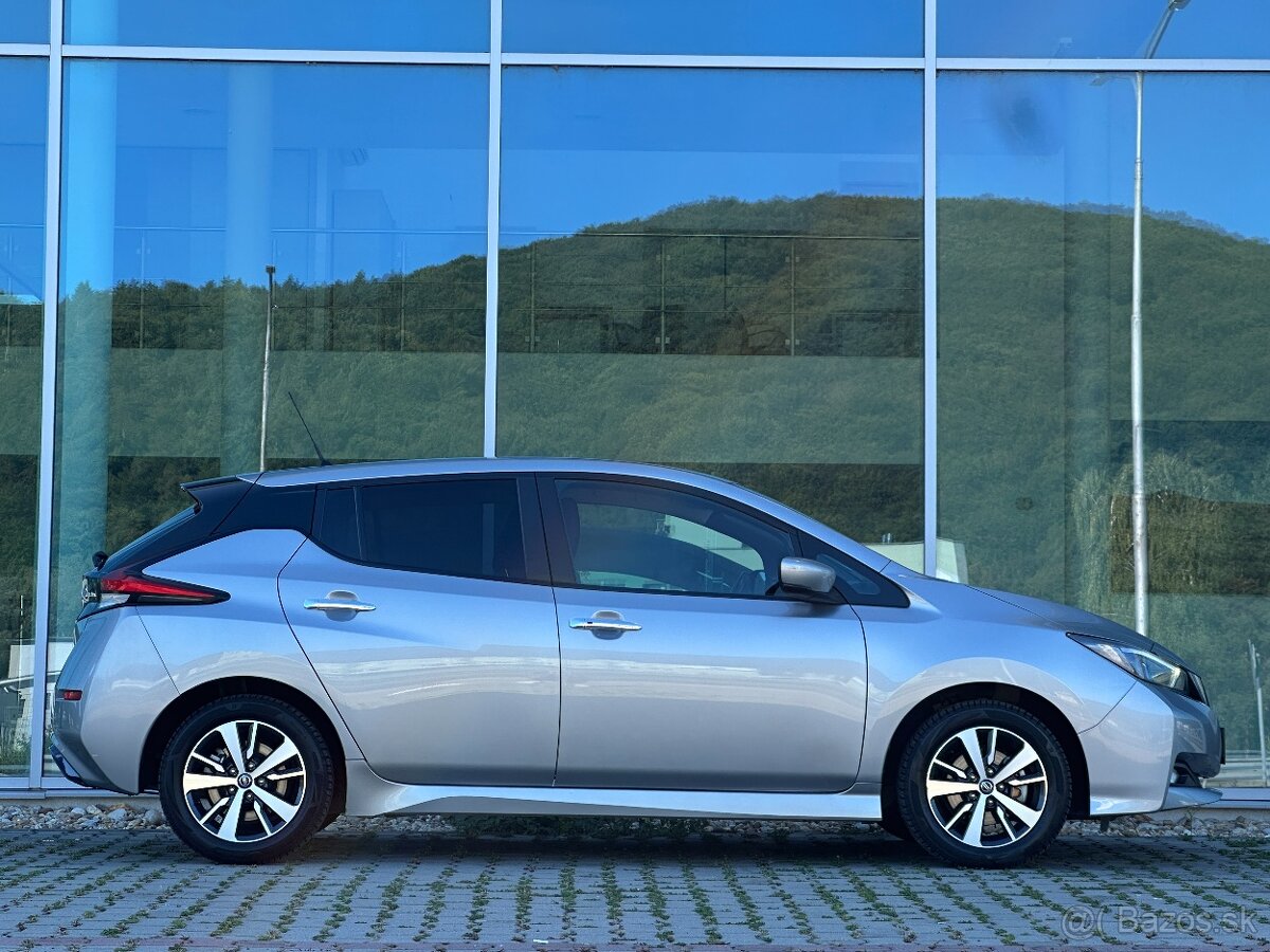 NISSAN LEAF 40 kWh N-CONNECTA - ELEKTRO 110 kW 150 ps 31TKM - 6