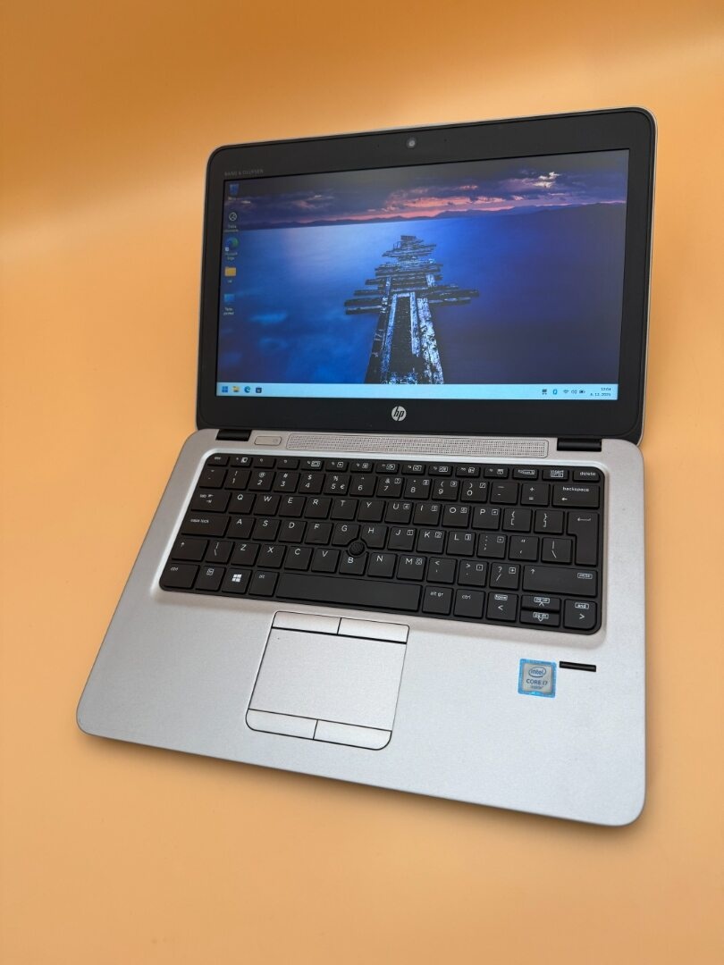 HP EliteBook 820 G3 / i7-6600U / 32GB RAM / 1TB SSD NVMe - 6