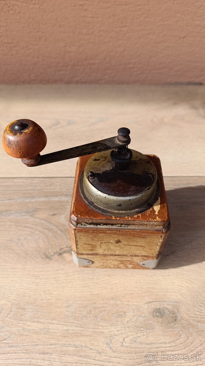 Mlynček na kávu - 6