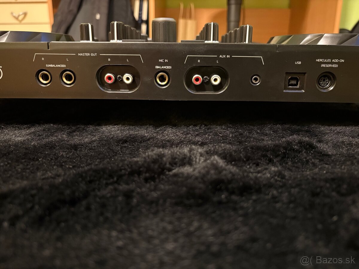Mixážny pult Hercules Inpulse 500 - 6