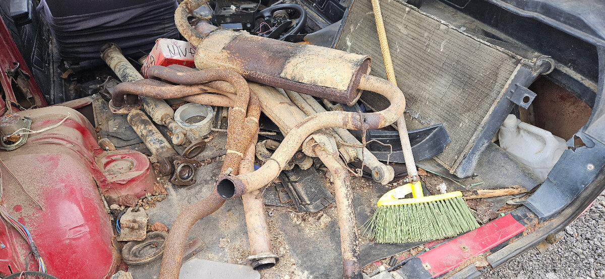 Lada Niva 1,7 - náhradné diely - 6