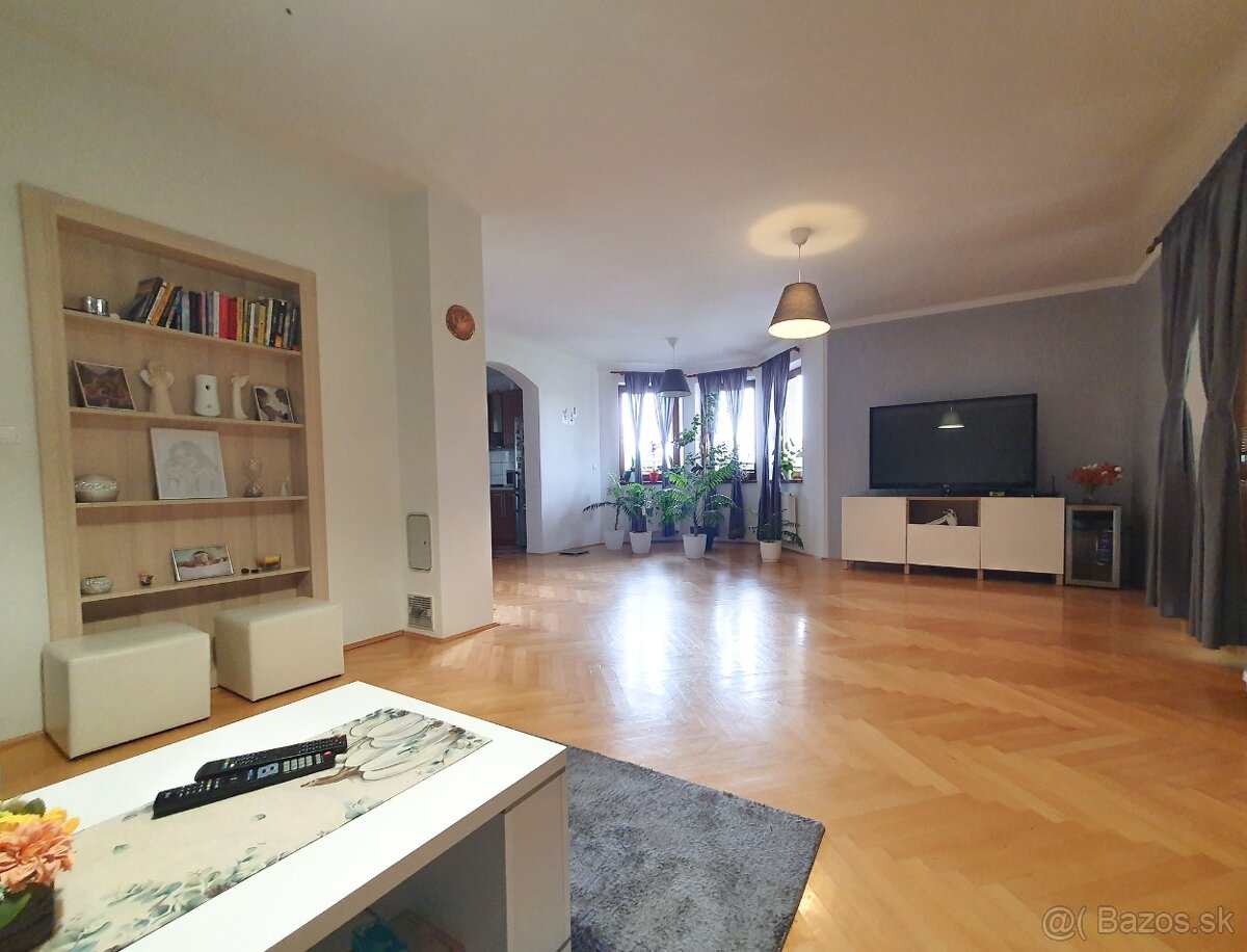 Komfortný dvojpodlažný rodinný dom - 6