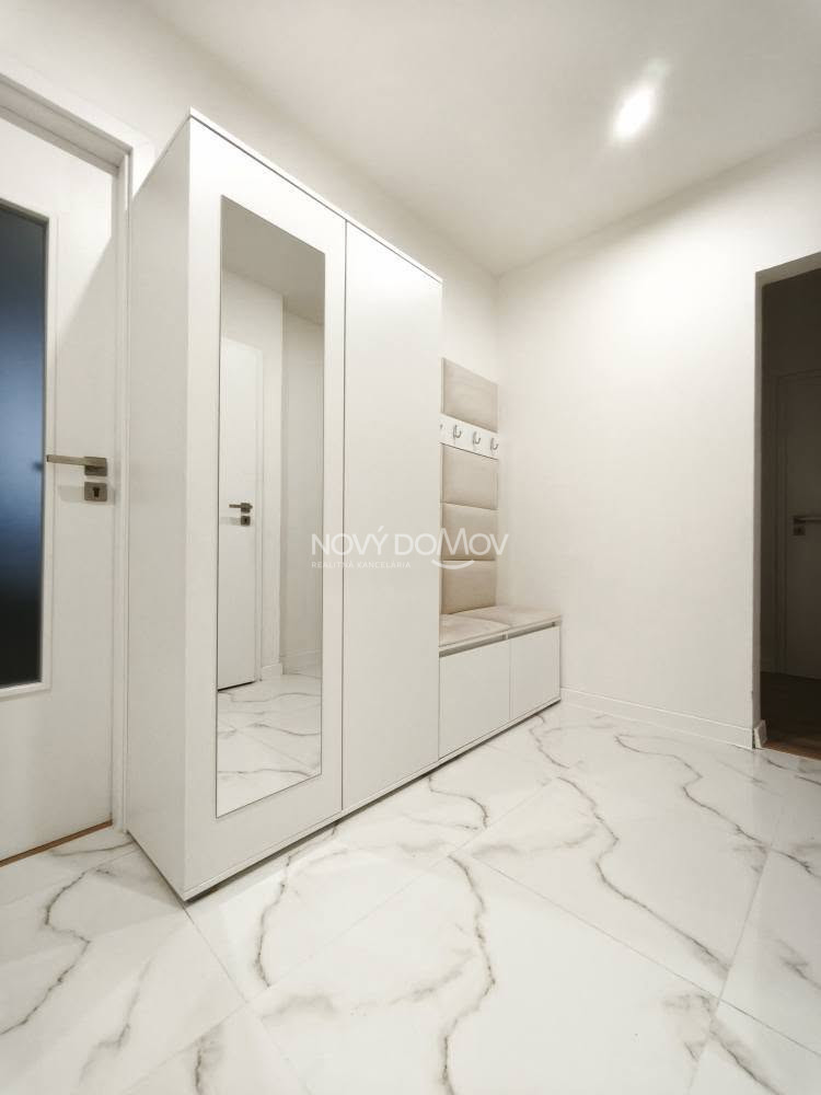 P R E N Á J O M - dieťa vítané, zariadený 3 izby + kuchyňa a - 6