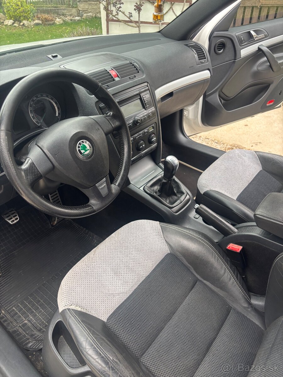 Škoda octavia 2 RS - 6