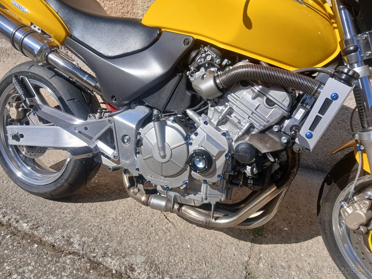 Honda CB600F Hornet - 6