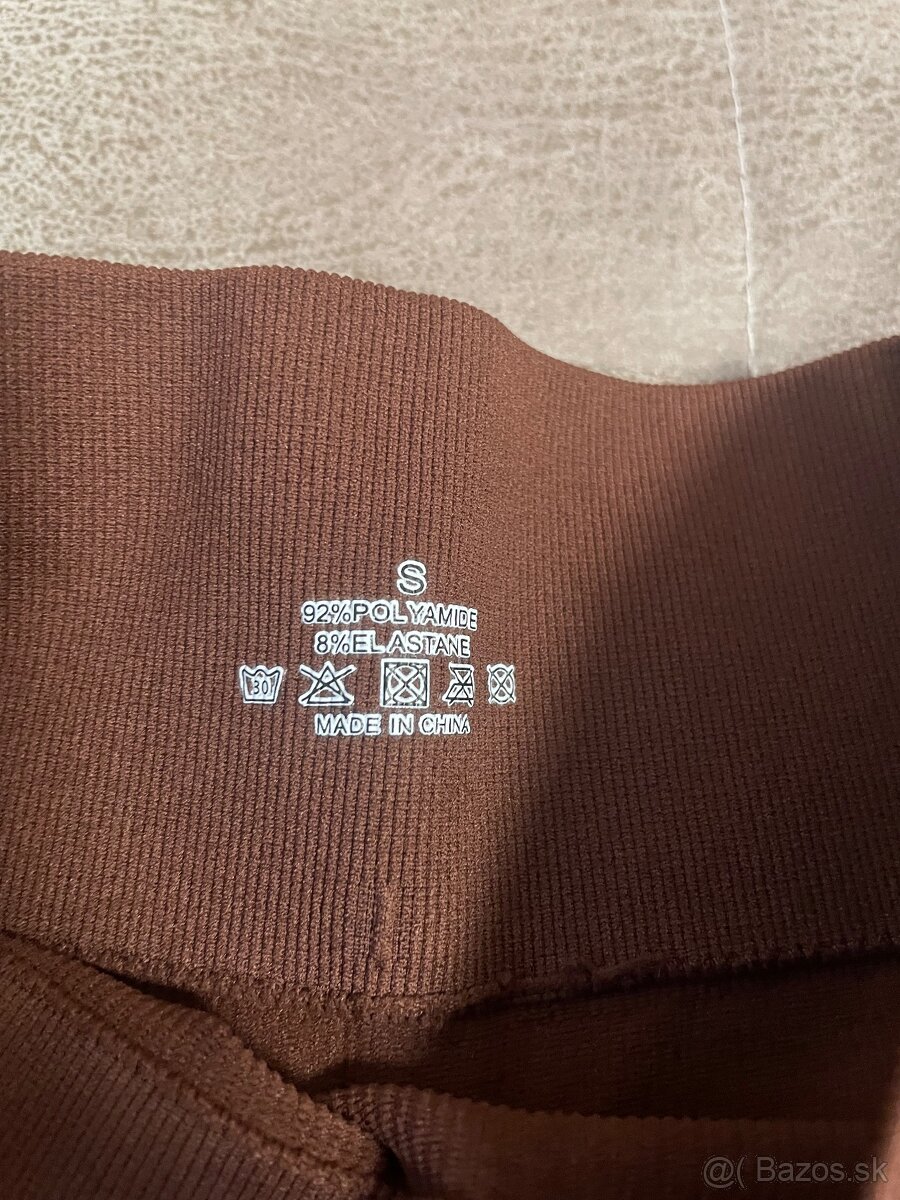Hnede rebrovane leginy S - 6