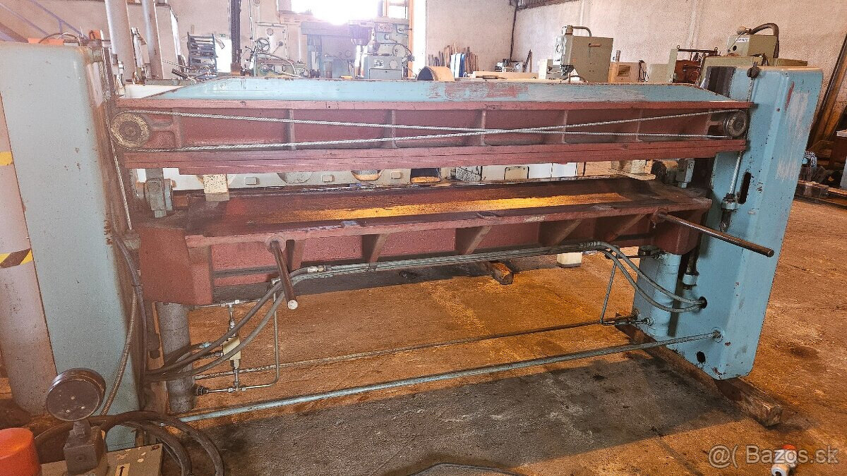 OHÝBAČKA PLECHU XONM 2000/2A/4 - 6