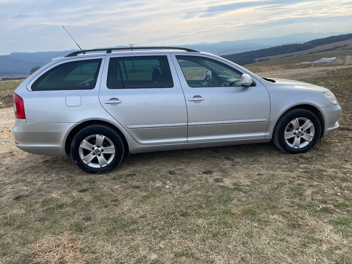 Škoda octavia 1.6 tdi facelift - 6