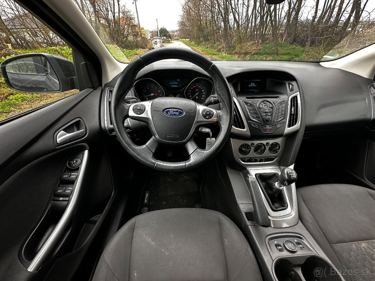 Predám Ford Focus 2014 combi 1.0 ecoboost 92kw - 6