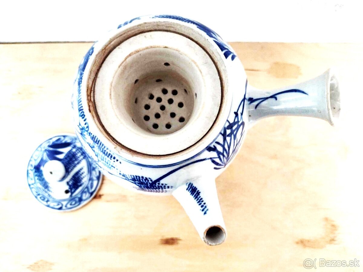 PREDAM CAJOVU ZAUJIMAVOST, KYUSU CAJNIK TEA STAŇEK PRAGUE - 6