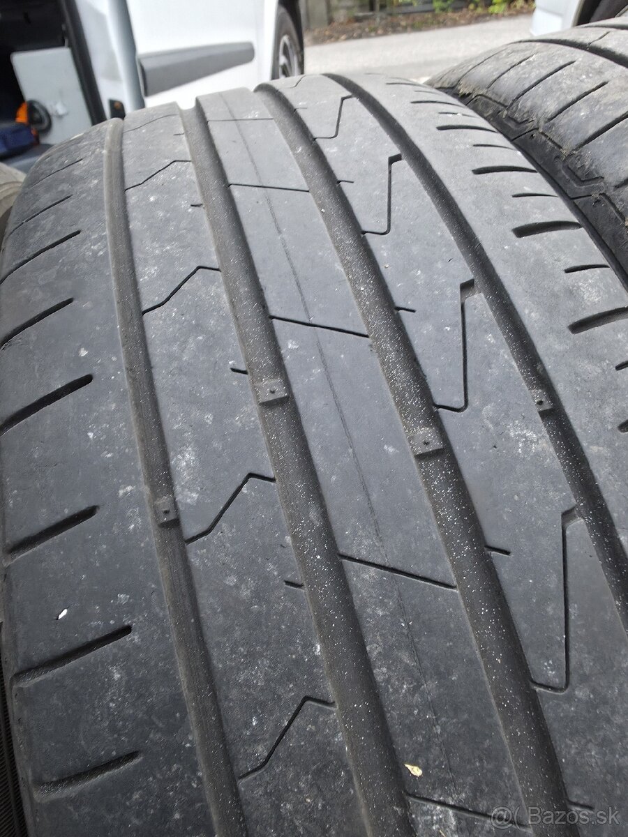 205/60R16leto+disky5x108
2020 rok
+ disky 5x108 / 6,5J × - 6