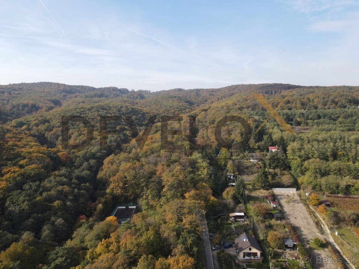 Na predaj rekreačné bývanie pod lesom - Rača, Pekná cesta - 6