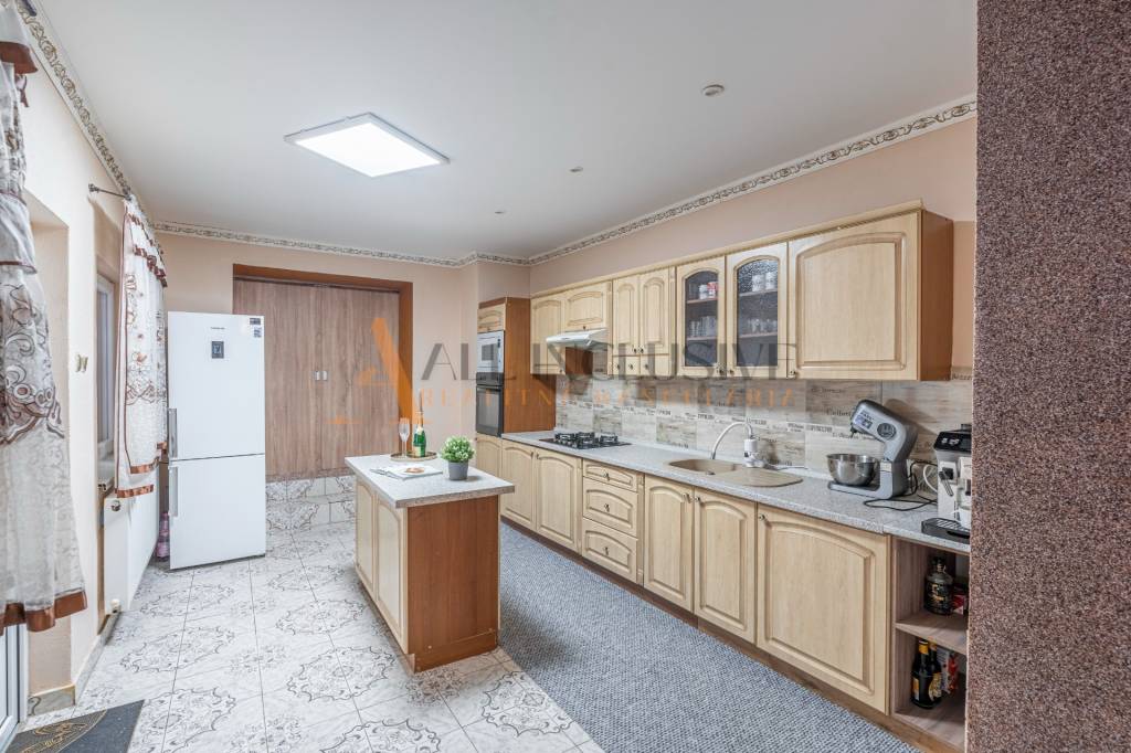 ALL INCLUSIVE l NA PREDAJ PRIESTRANNÝ RODINNÝ DOM V OBCI KAJ - 6