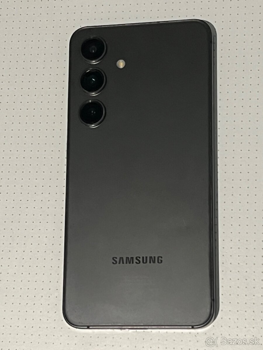 Predám Samsung Galaxy S24 8GB Rám 128GB Black Základne - 6