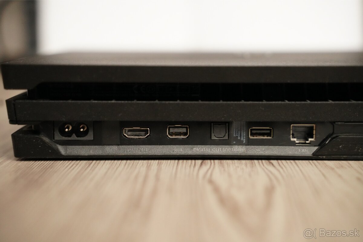 PS4 Pro 1TB + 3 hry (Uncharted 4, RDR2, GT) - 6