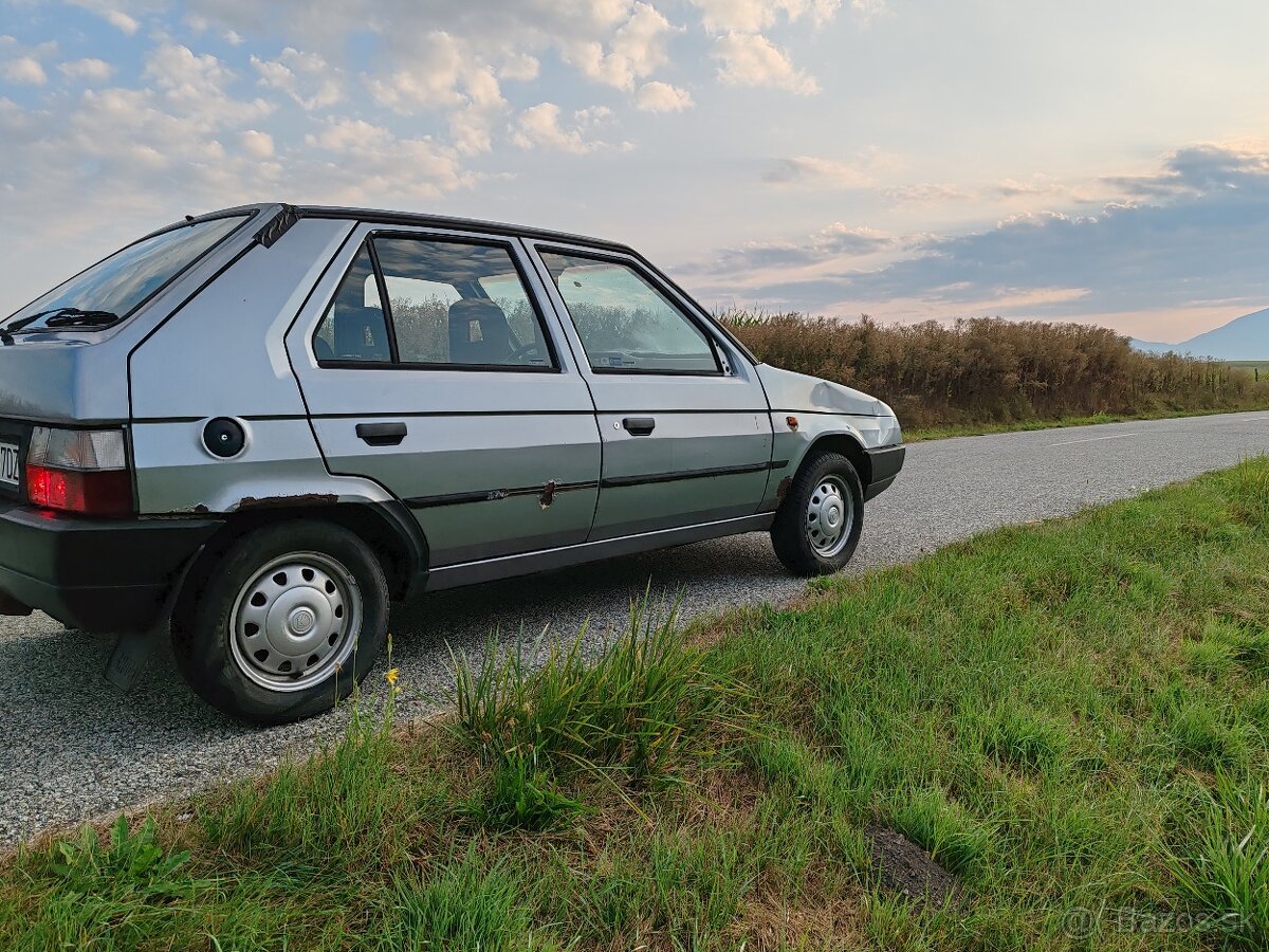 Škoda favorit, Silver line edícia - 6