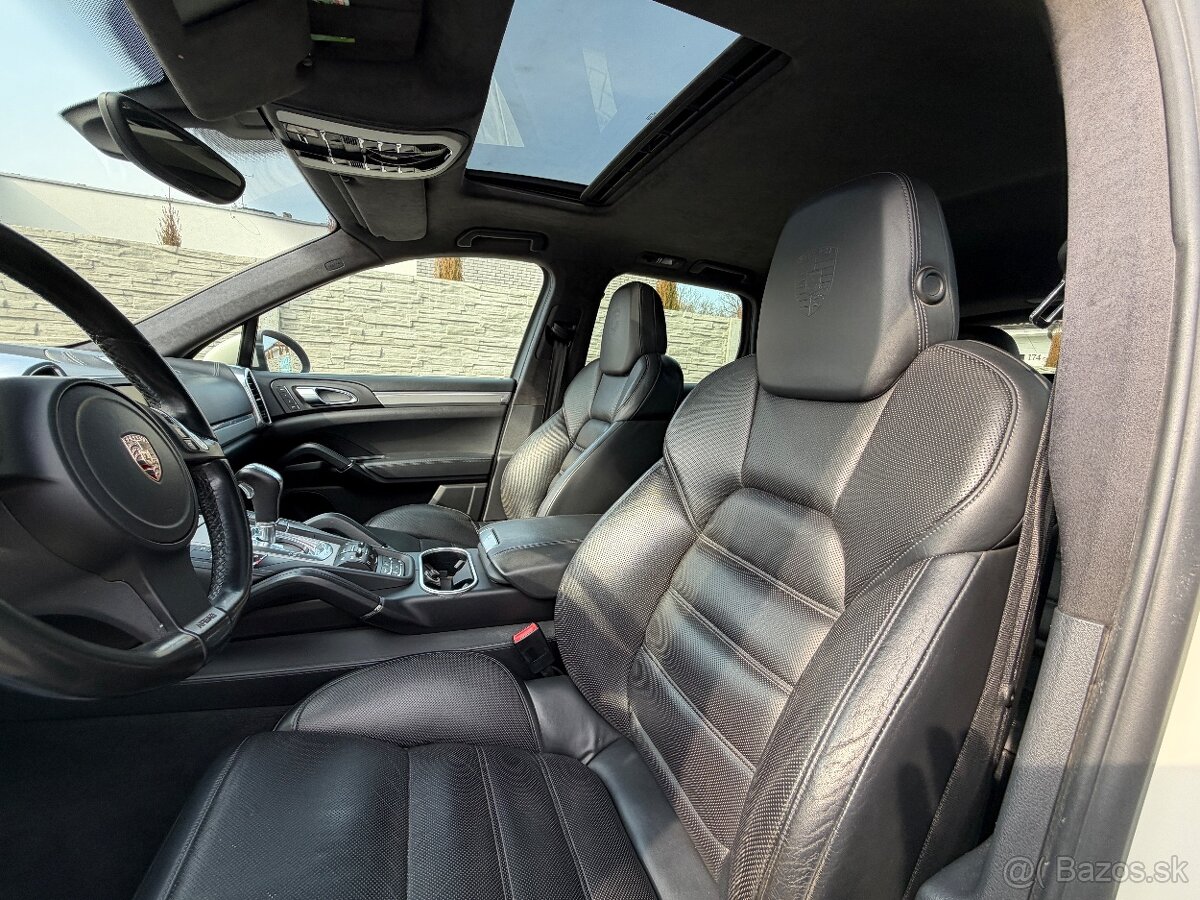 Porsche Cayenne GTS 4.4 V8 - 6