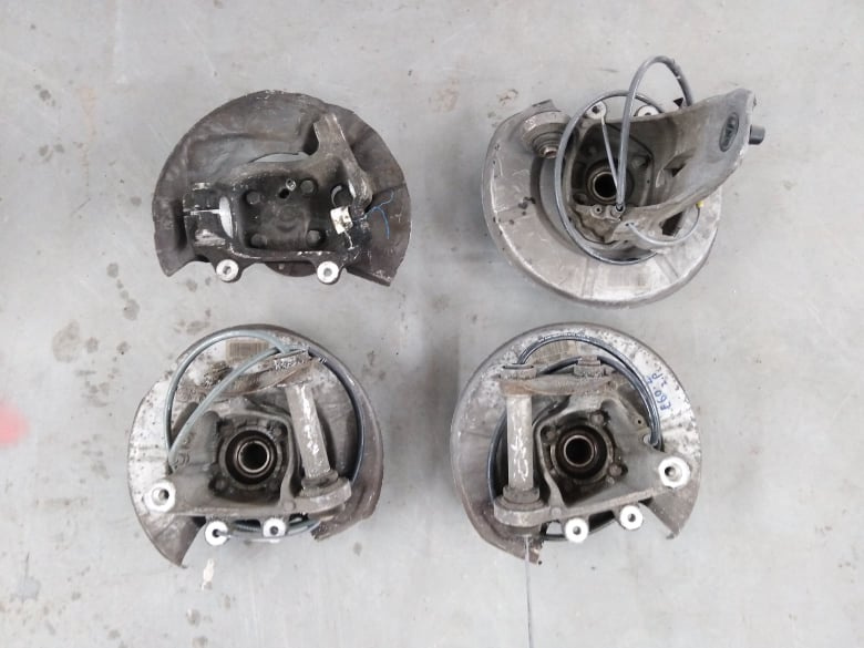 BMW E60 E61 otoč, tehlica - 6