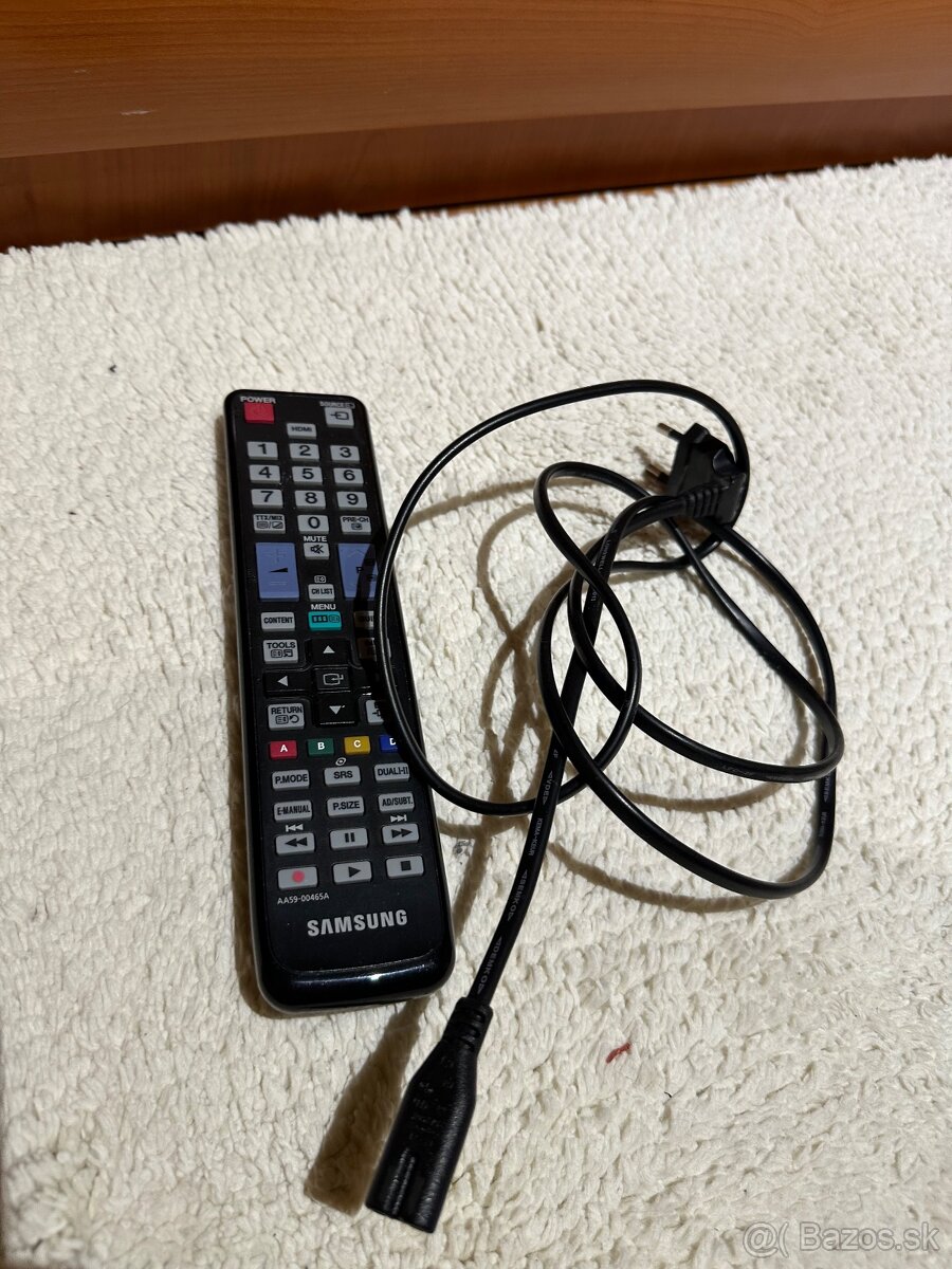 Samsung TV 22” (55cm) - 6