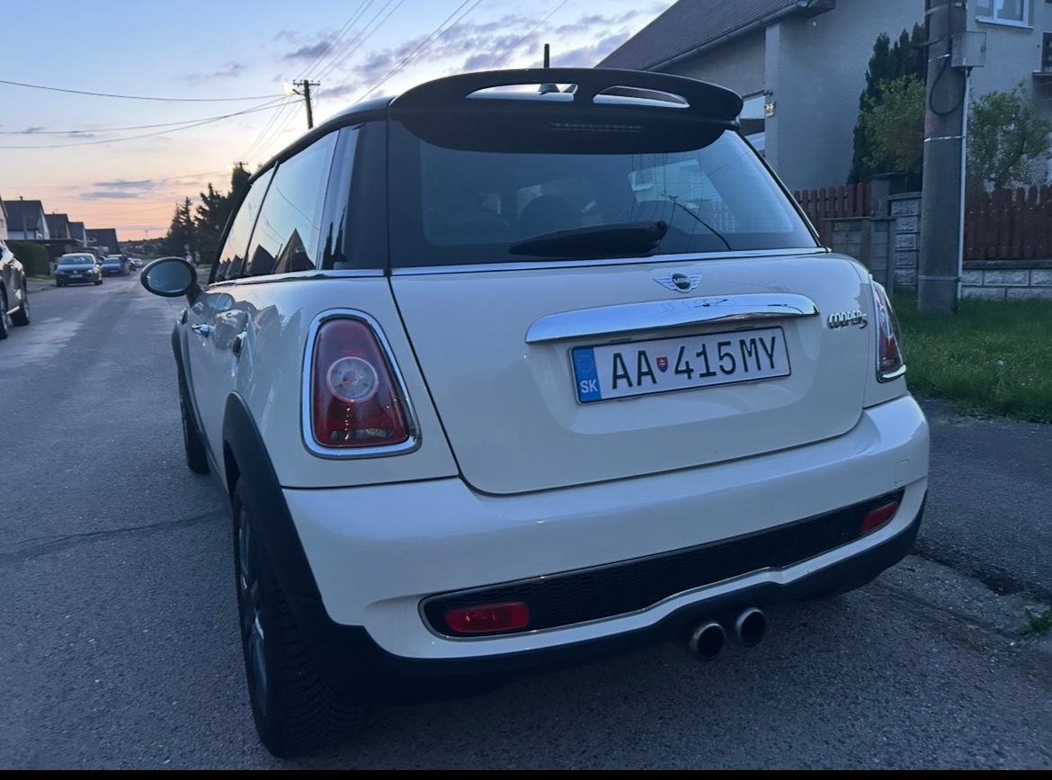 Mini Cooper S R56 1.6i 175 koní - 6