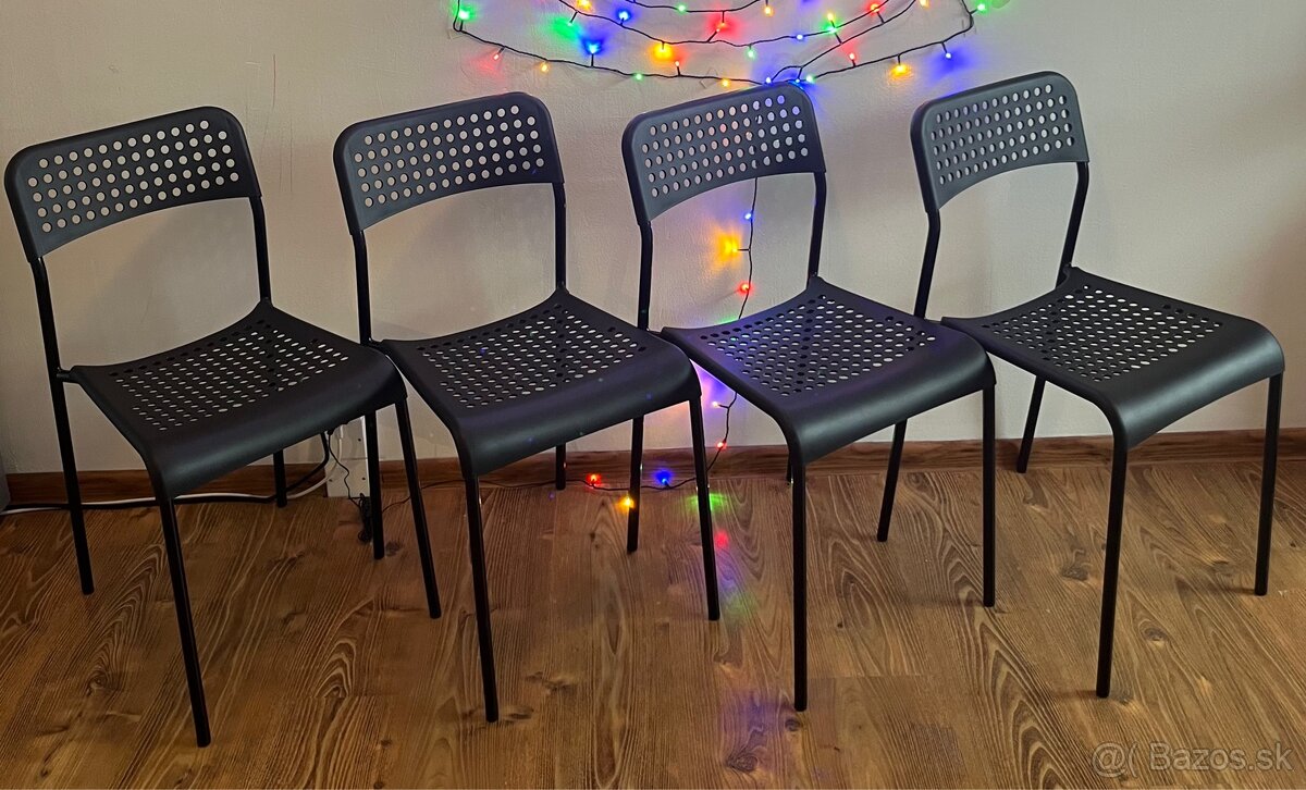 Jedálenský stôl so 4 stoličkami - 6