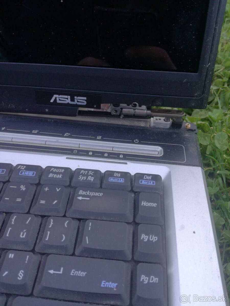Predám ASUS - 6