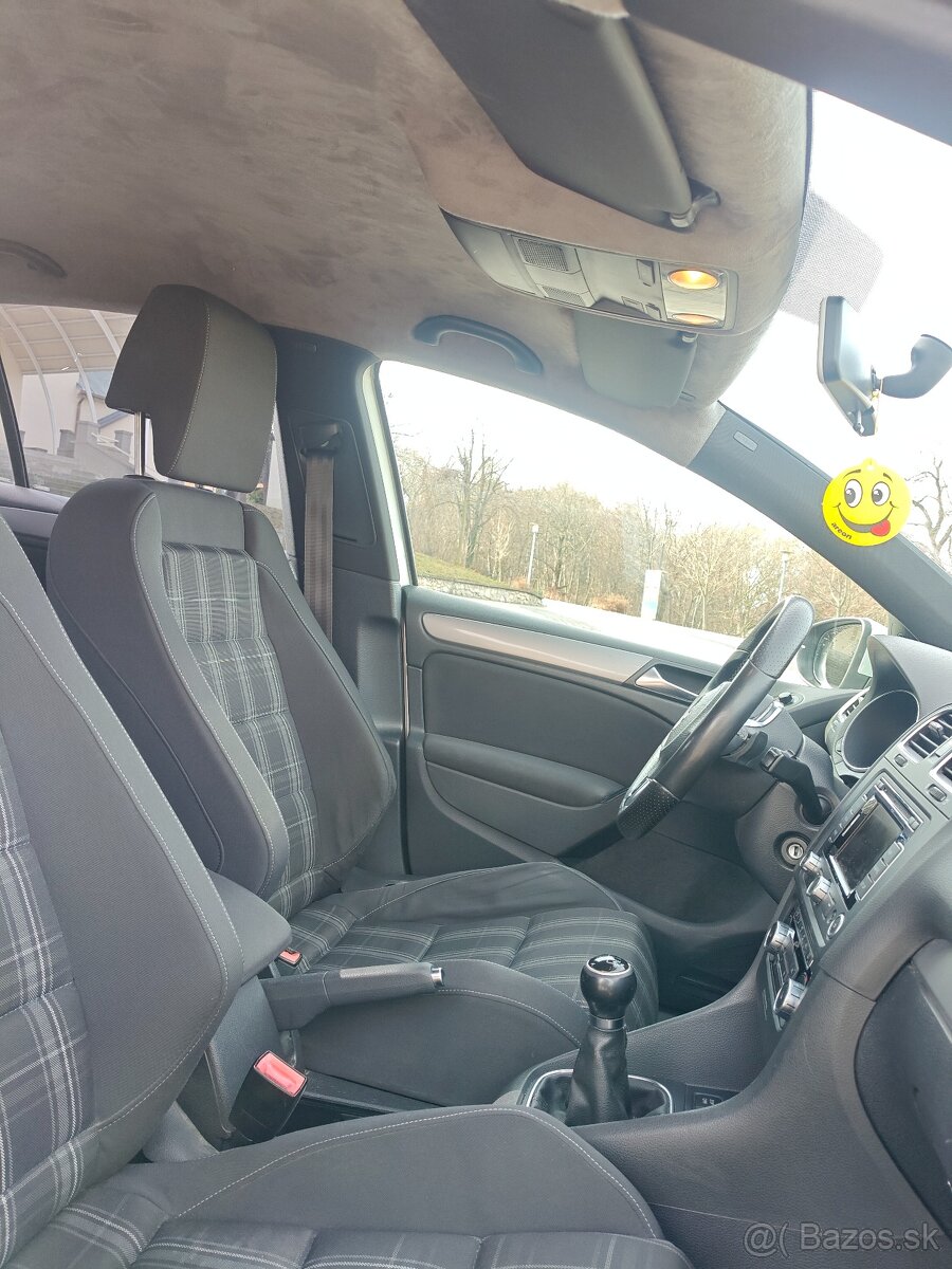 VW Golf 6 - 6