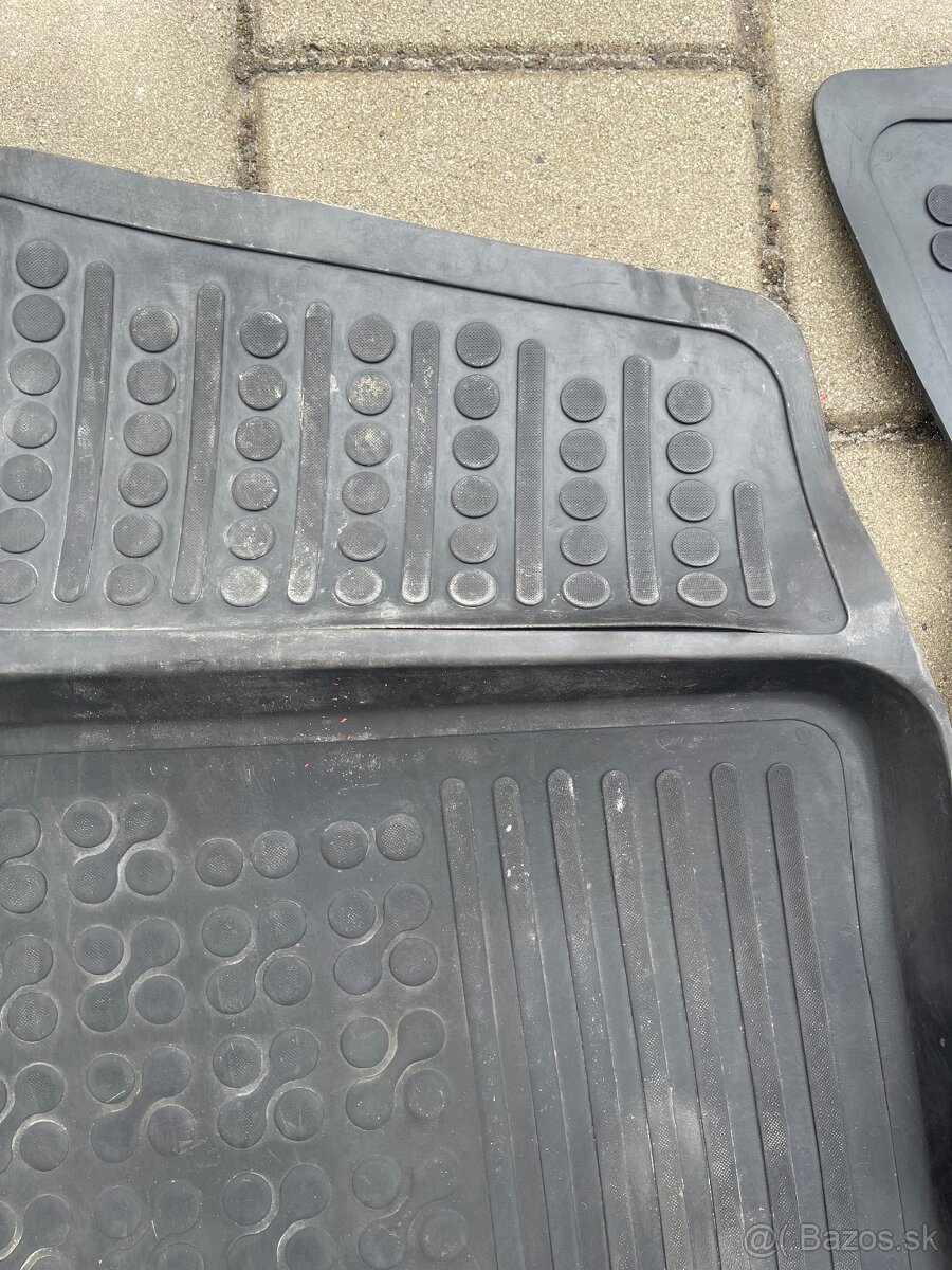 Gumené rohože Octavia 1,Golf 4,Bora ,Seat Leon 1M - 6