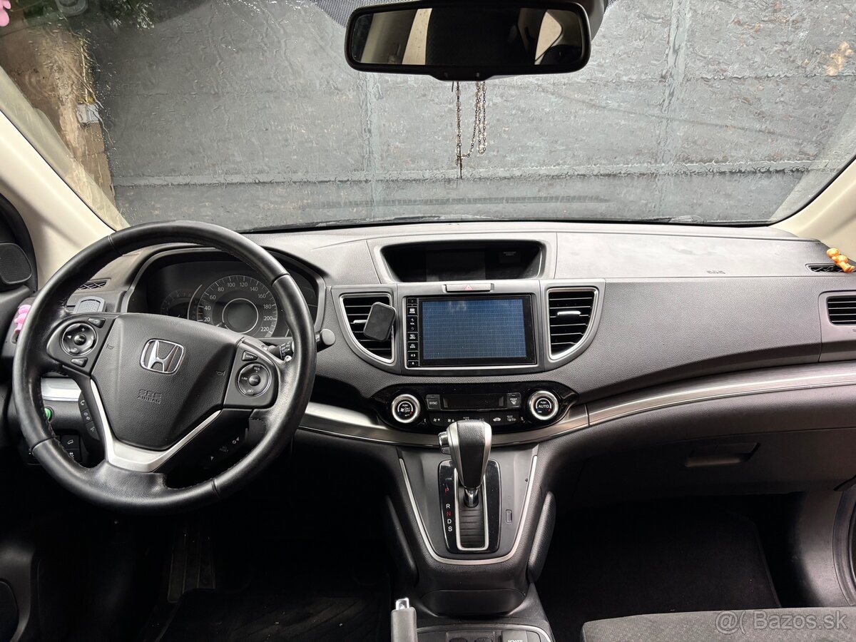 Rezervovane - Honda CR-V 2.0 2017 Automat 4x4 benzin 2.0 - 6
