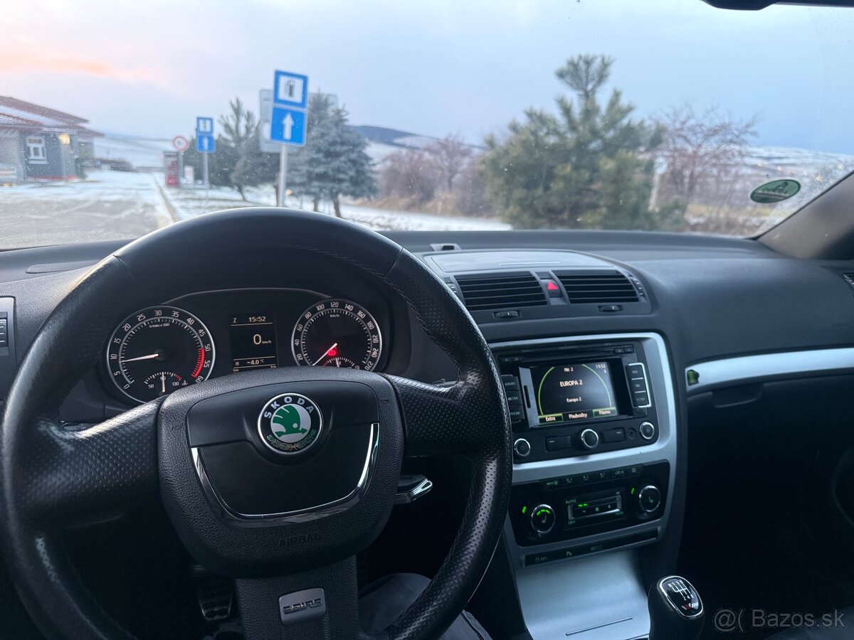 Škoda Octavia Combi RS 2 125kW - 6