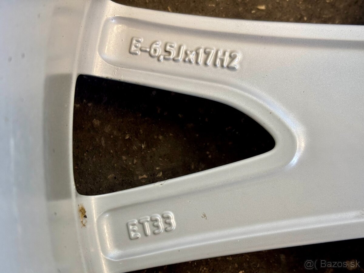 AUDI č. 15-Zimna sada 215/60 R17 - 6