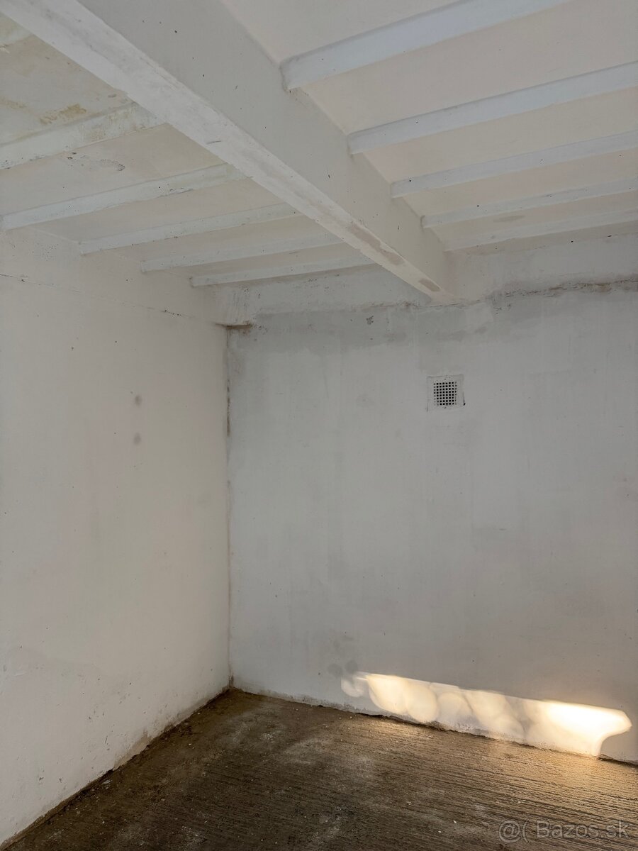 Garáž ulica Koceľová, Ružinov - 6