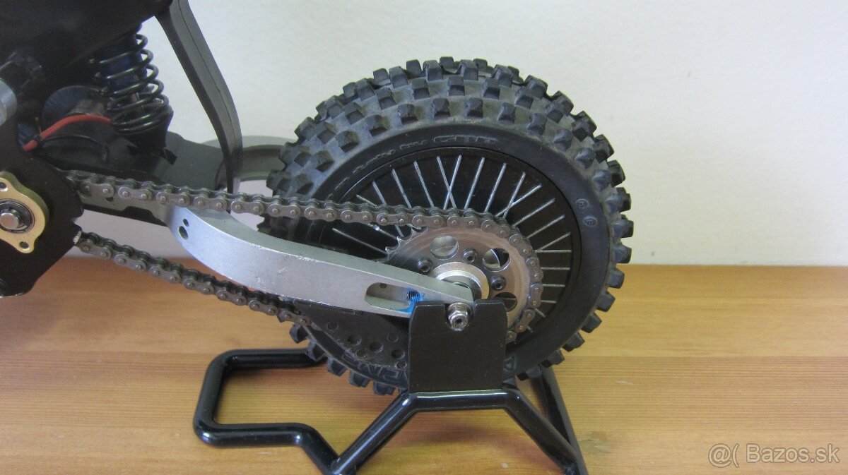 RC motorka ARX-540 1:4 - 6