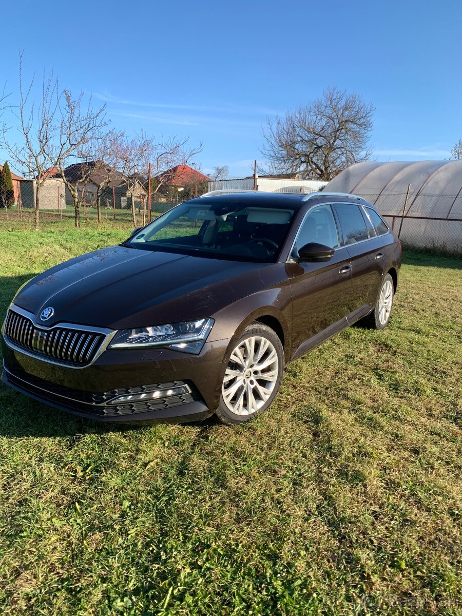Škoda superb combi PREMIUM/Virtual/147kw/pano/webasto/ťažné - 6