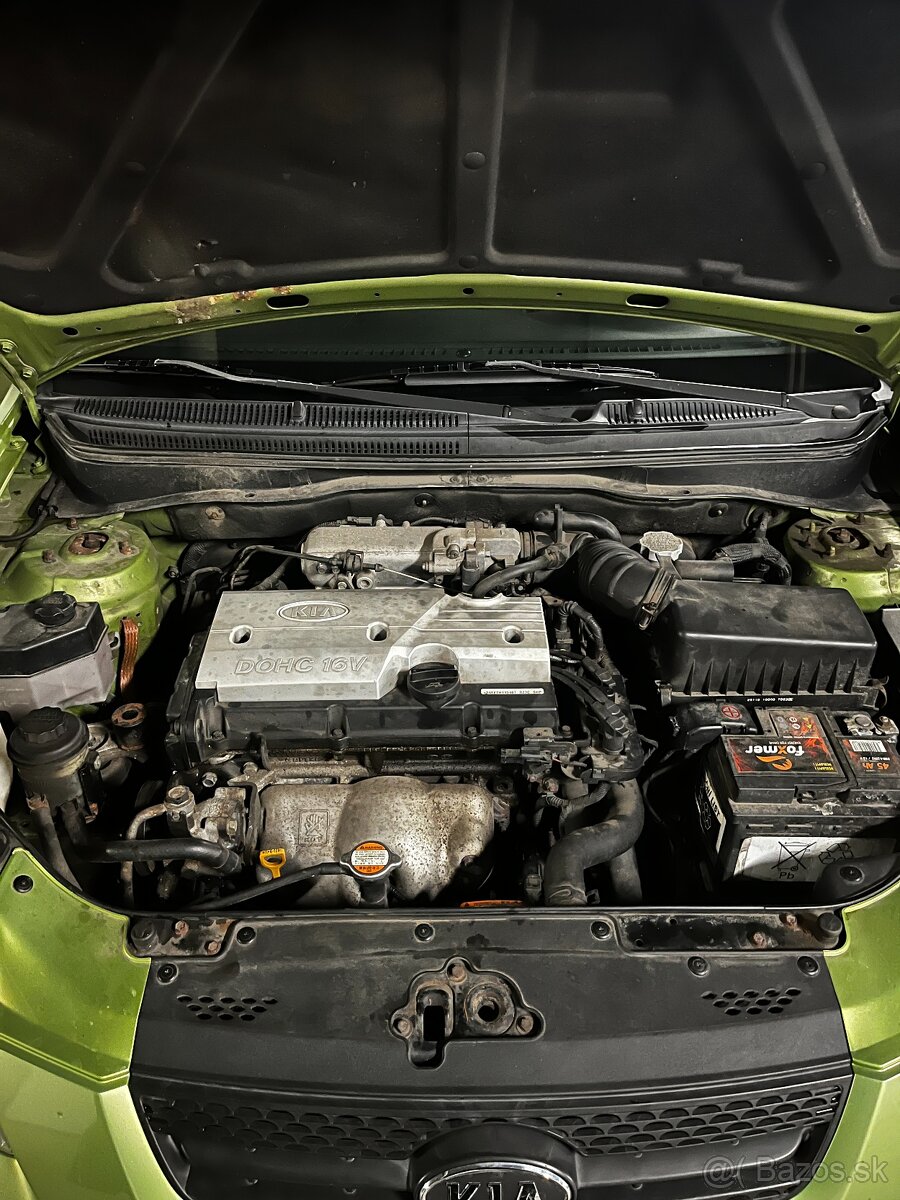 Kia Rio 2008 1.4 16V benzín - 6